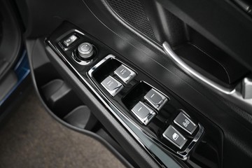 https://dvg-vehicle-assets.s3.amazonaws.com/U20086/f1x5h6iegozmgymfrhxjmhavg.jpg
