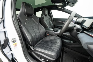 https://dvg-vehicle-assets.s3.amazonaws.com/U20092/1ssfhazrp8gxxoskot1rth7w0.jpg