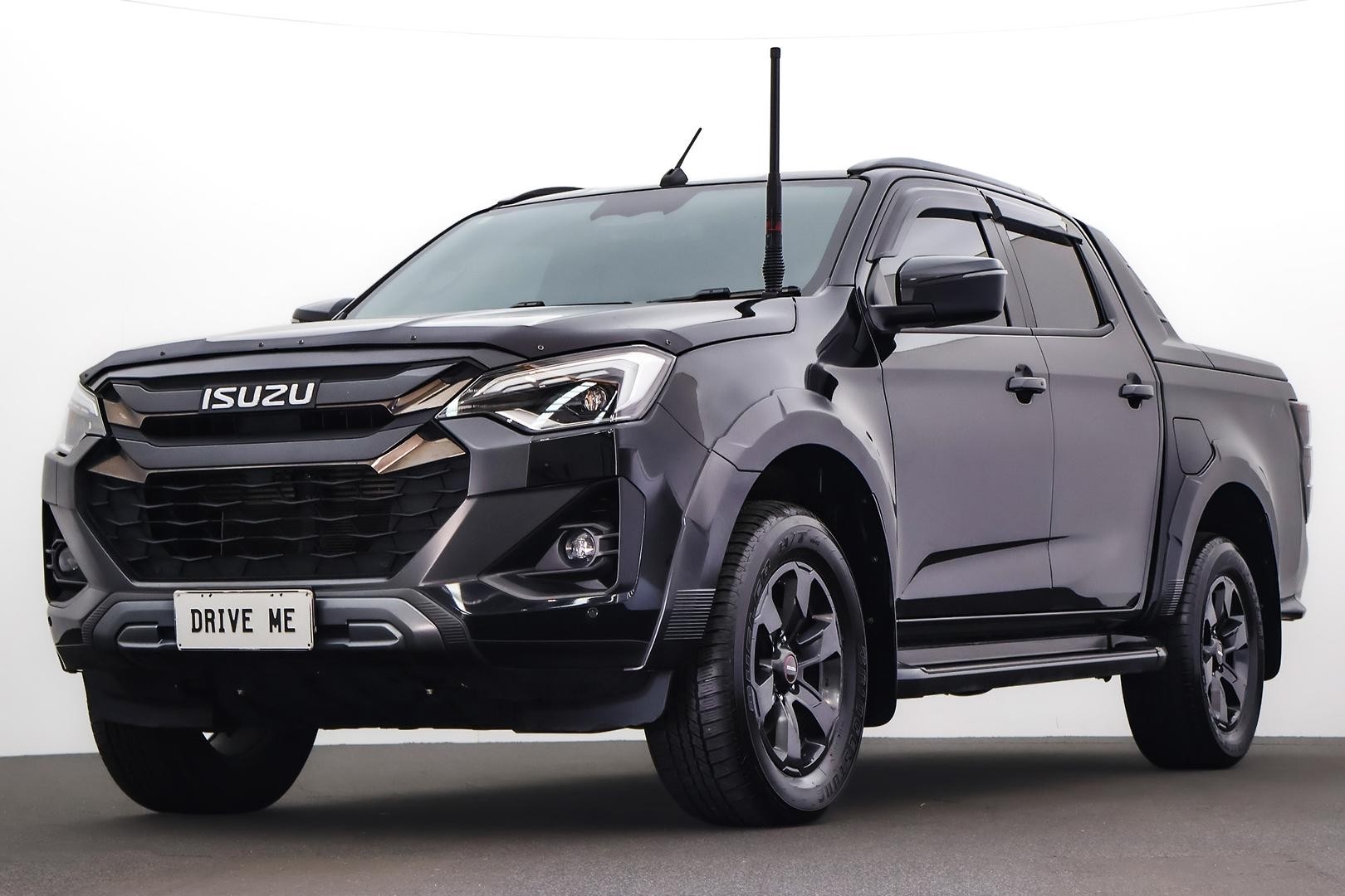 Isuzu D-max image 1
