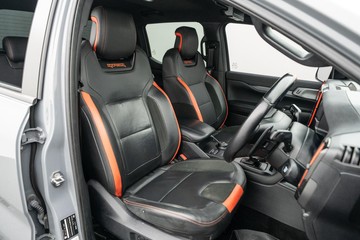 https://dvg-vehicle-assets.s3.amazonaws.com/U20103/67xkg4ca5v8fd2swzhkwp1cgb.jpg