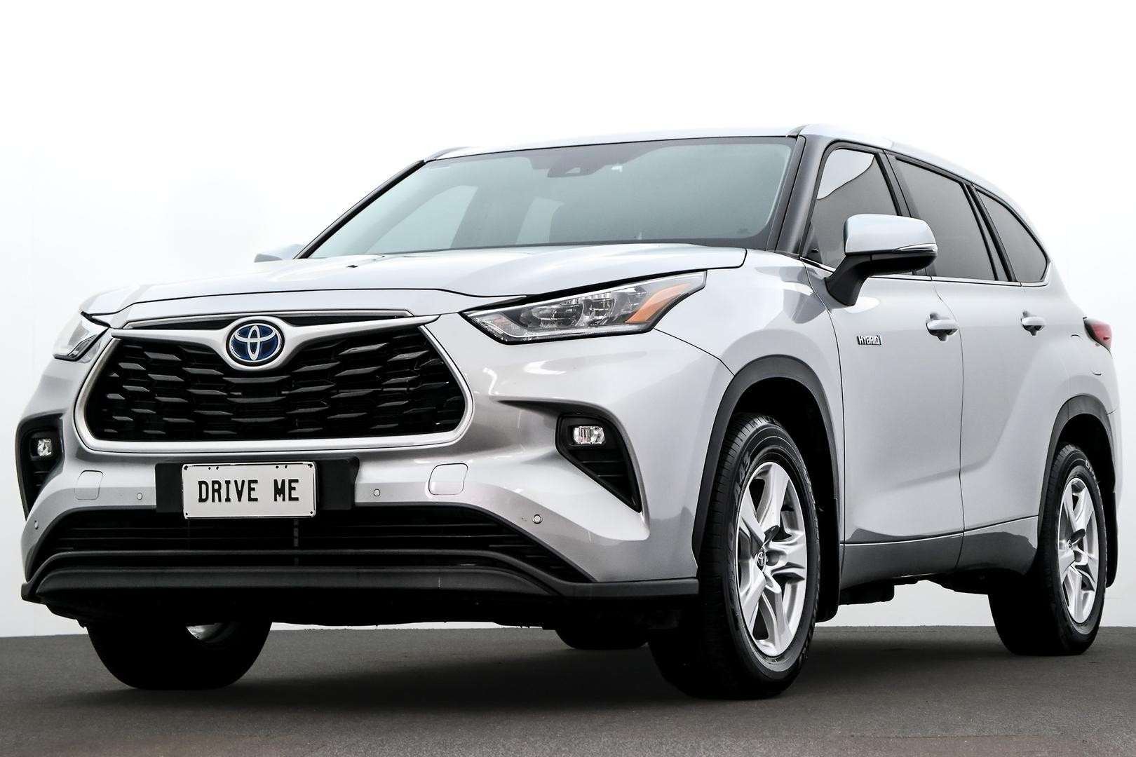 Toyota Kluger image 1