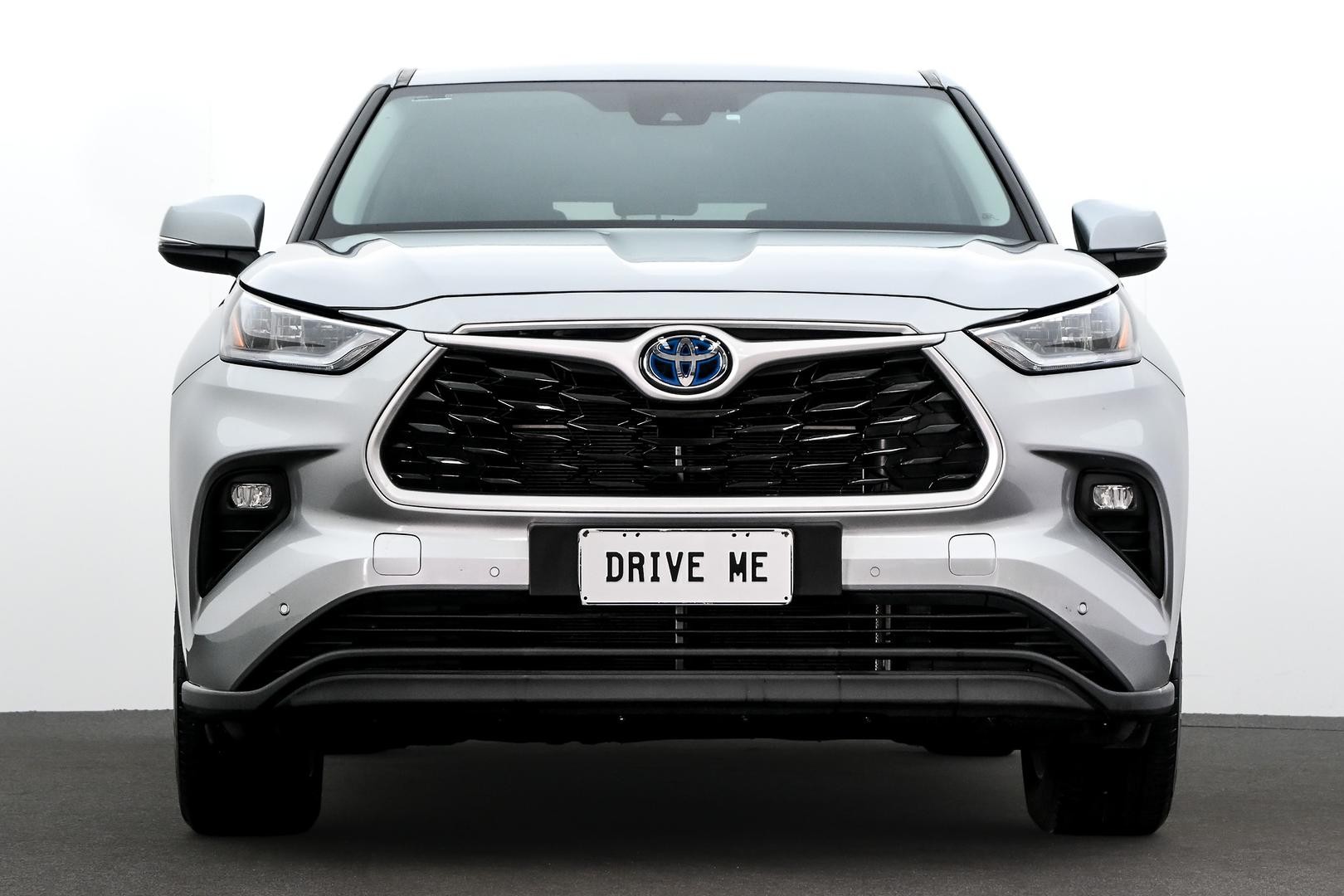 Toyota Kluger image 2