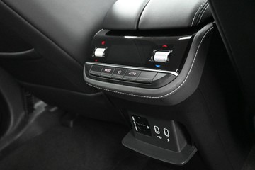 https://dvg-vehicle-assets.s3.amazonaws.com/U20142/5um3qxfqwzgyz5b5svq7s6705.jpg
