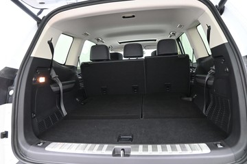https://dvg-vehicle-assets.s3.amazonaws.com/U20142/dt44t1o006jylp5yfqzedoqvb.jpg