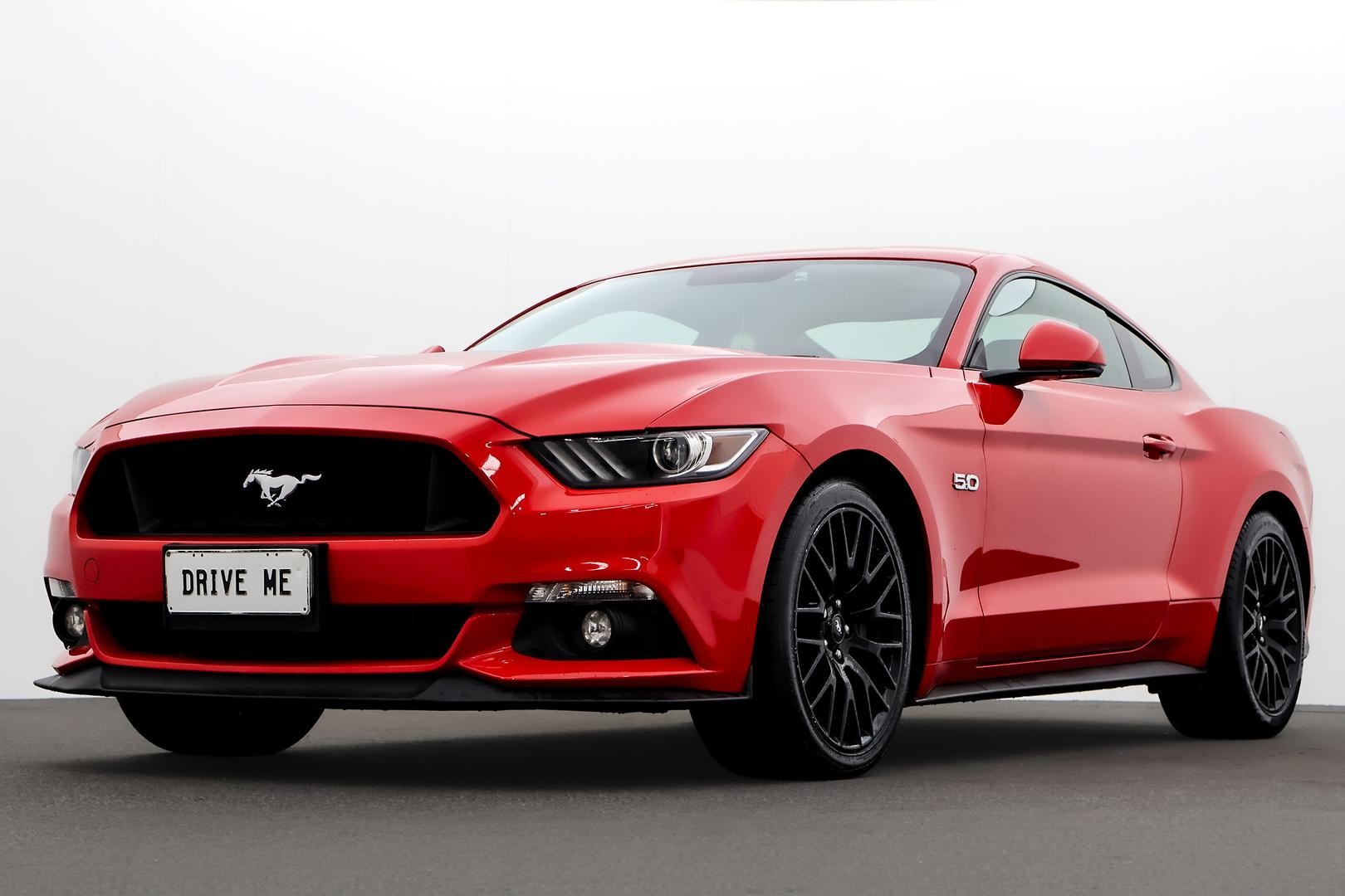 Ford Mustang image 1