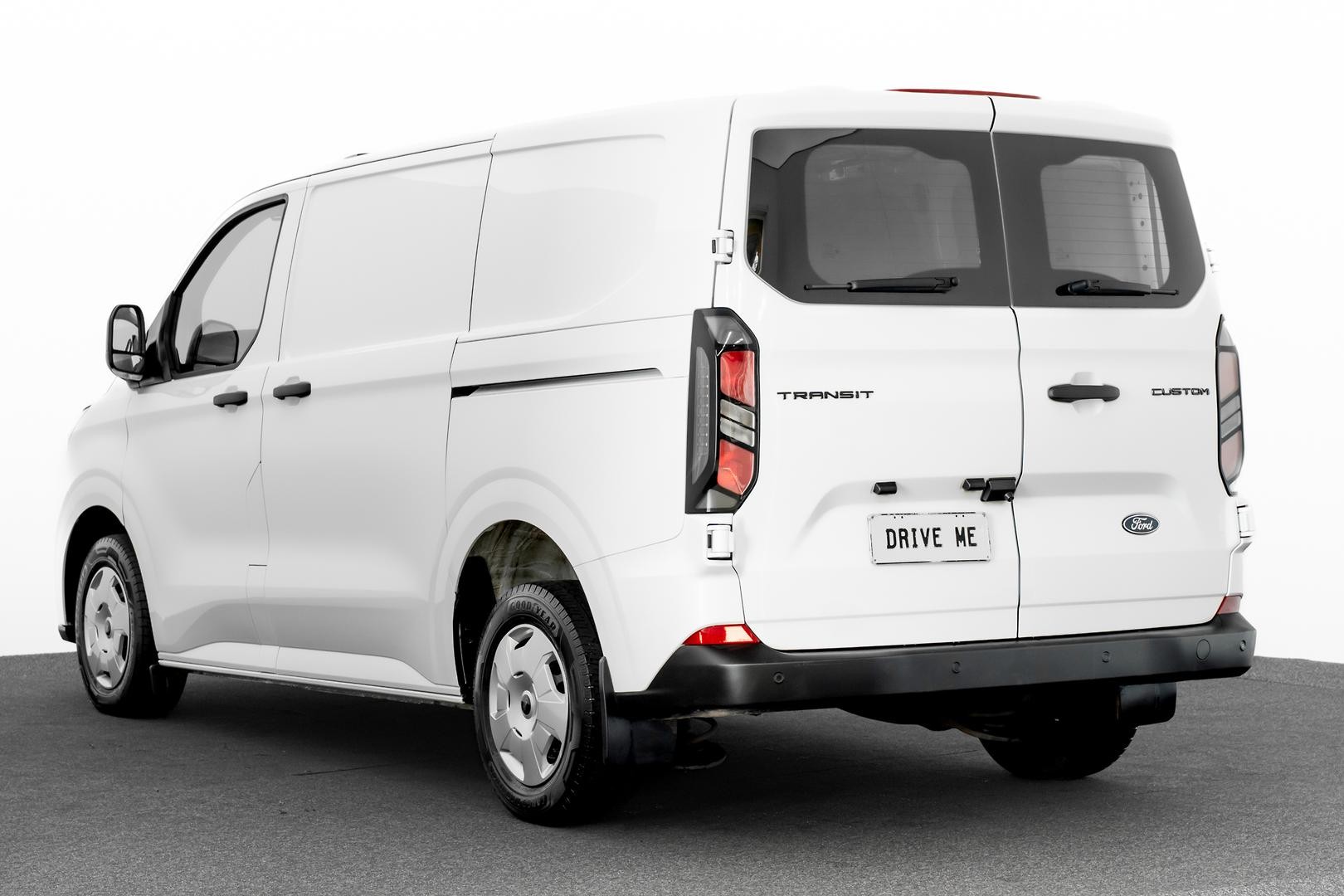 Ford Transit Custom image 3