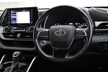 https://dvg-vehicle-assets.s3.amazonaws.com/U20180/24hrde11r4cqm1208w2yfv7z1.jpg