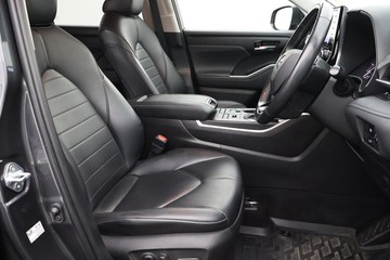 https://dvg-vehicle-assets.s3.amazonaws.com/U20180/299mzxw3bufc9gxde9x0qo2we.jpg