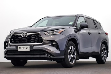 https://dvg-vehicle-assets.s3.amazonaws.com/U20180/9xrzuql9h3x2eats3ily06e3q.jpg
