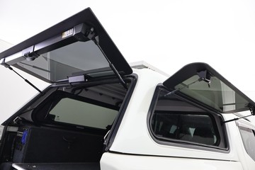 https://dvg-vehicle-assets.s3.amazonaws.com/U20181/2ejafomxn7t7ruv3v155dgclr.jpg