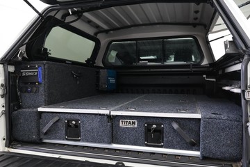 https://dvg-vehicle-assets.s3.amazonaws.com/U20181/hnrddty1twac3jv3avf3fjq0.jpg