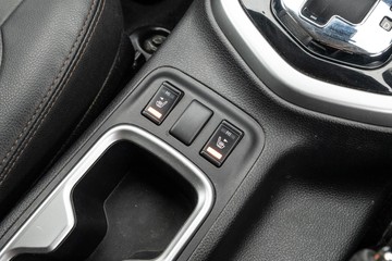 https://dvg-vehicle-assets.s3.amazonaws.com/U20197/a185ouxc09jriaw6way0qjrrd.jpg