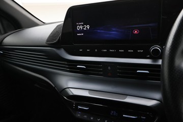 https://dvg-vehicle-assets.s3.amazonaws.com/U20199/7u1zbvkk6y5h2ngxeqsqpa2oh.jpg