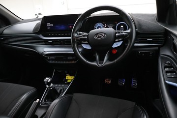 https://dvg-vehicle-assets.s3.amazonaws.com/U20199/8deeef2zconiy39ob9yn3tjwj.jpg