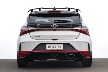 https://dvg-vehicle-assets.s3.amazonaws.com/U20199/npm1ni7drsk2mqc0zdgztrmv.jpg