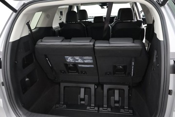 https://dvg-vehicle-assets.s3.amazonaws.com/U20201/45p1gbcsehs8lhzsxgu1ay7we.jpg