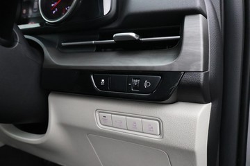 https://dvg-vehicle-assets.s3.amazonaws.com/U20201/6dpz0fnq958xm259cnys0ay9h.jpg