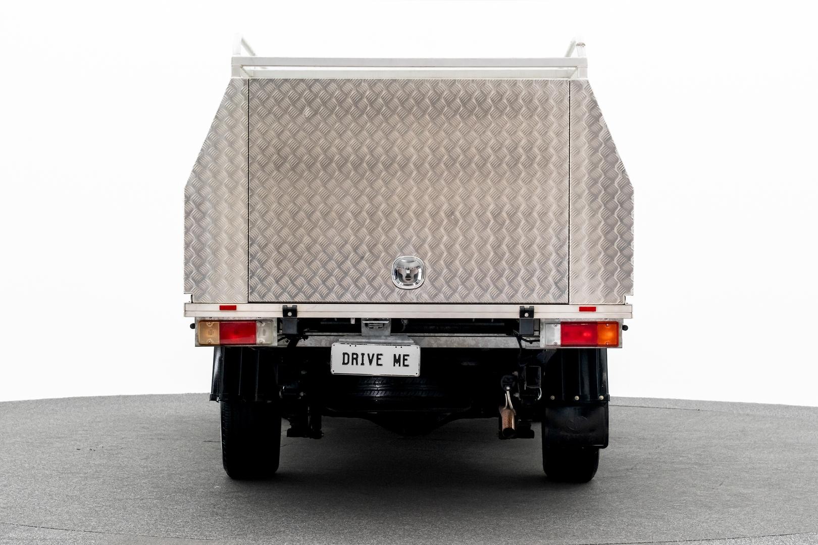 Toyota Hilux image 3
