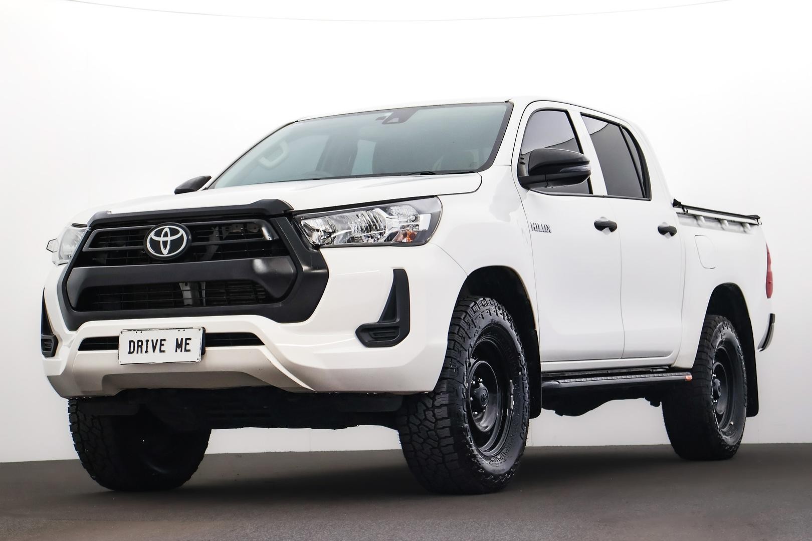 Toyota Hilux image 1