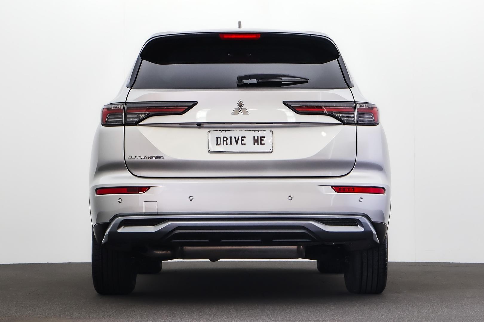 Mitsubishi Outlander image 3