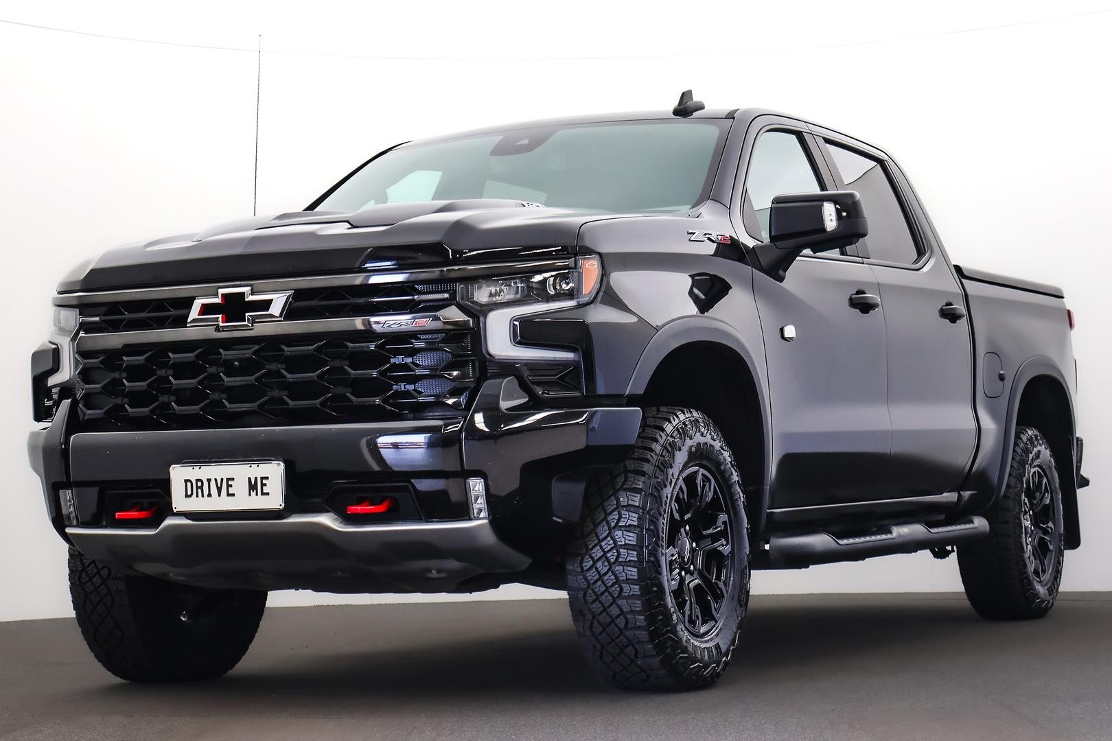 Chevrolet Silverado image 1