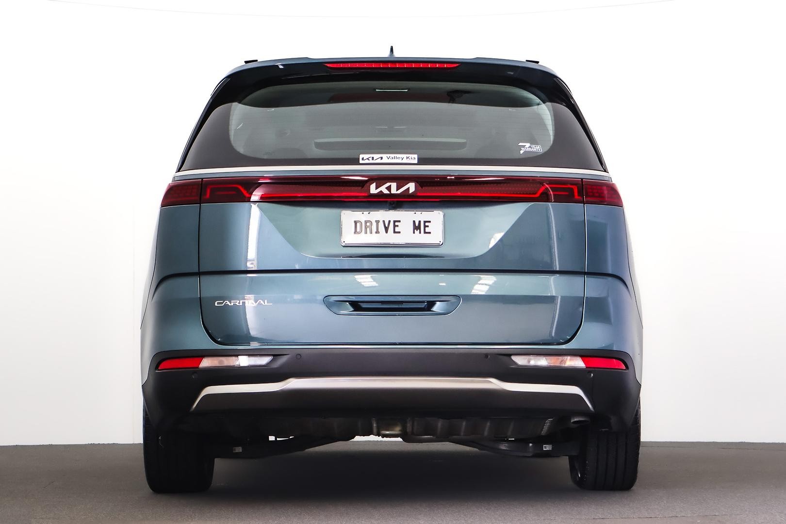 Kia Carnival image 3