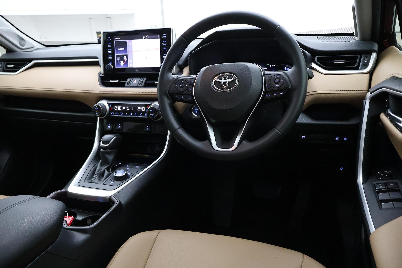 Toyota Rav4 image 4
