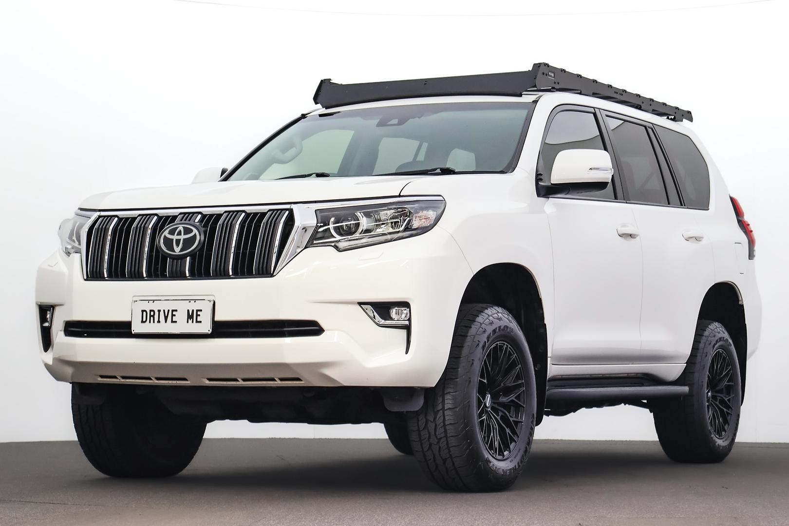Toyota Landcruiser Prado image 1