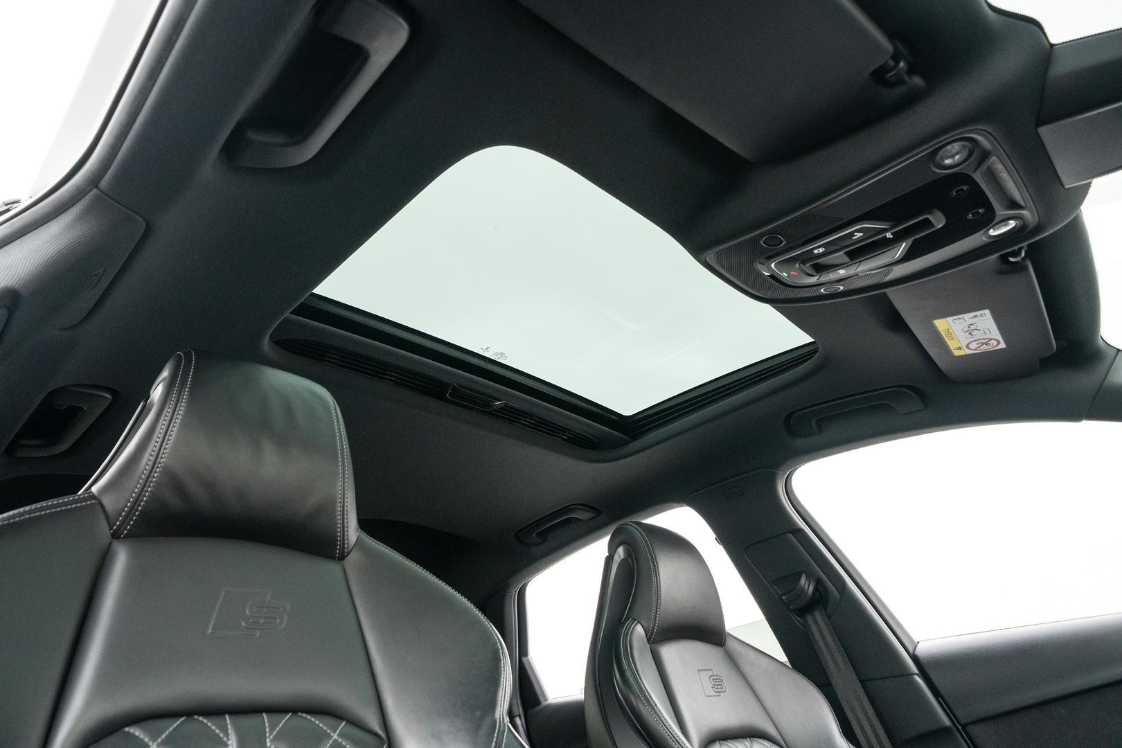 Audi S4 image 4
