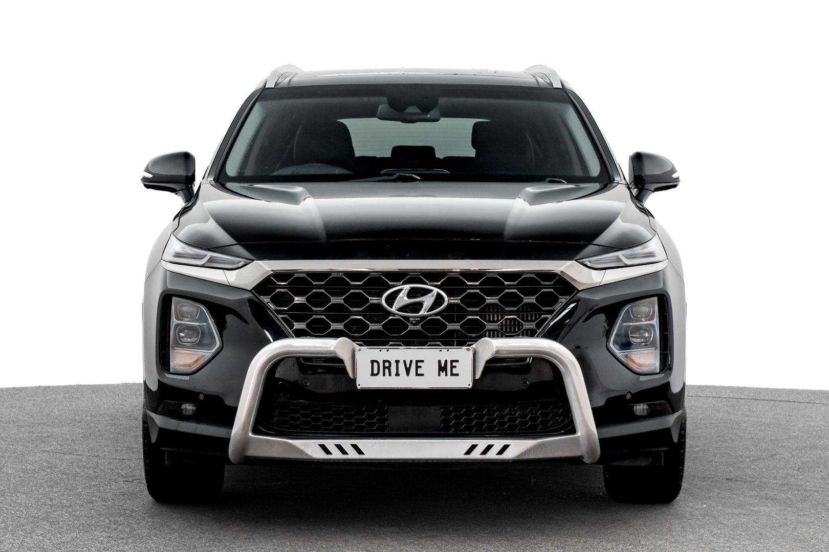 Hyundai Santa Fe image 2