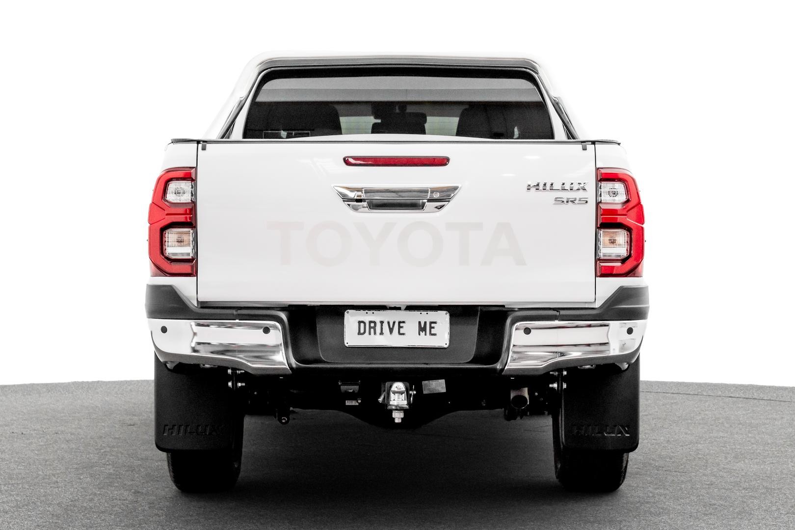 Toyota Hilux image 3