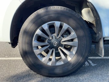 https://dvg-vehicle-assets.s3.amazonaws.com/V003955/100y9sibjgzdlnywoqeywpv4j.jpg
