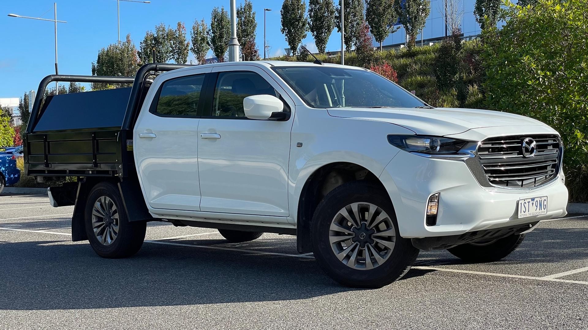 Mazda Bt-50 image 1