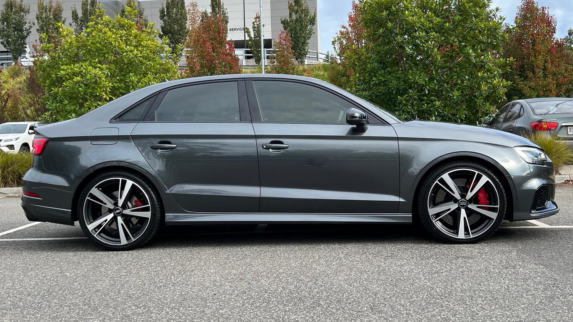 Audi Rs3 image 3