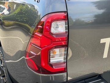 https://dvg-vehicle-assets.s3.amazonaws.com/V004028/3fz0hqcw10cdp33jbi0w86nmr.jpg