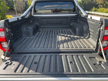 https://dvg-vehicle-assets.s3.amazonaws.com/V004028/86lyd86lek1sgwl003tgauq4u.jpg