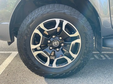 https://dvg-vehicle-assets.s3.amazonaws.com/V004028/8dmnfvokmcexse4x0pg8cne2a.jpg
