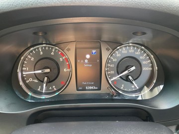 https://dvg-vehicle-assets.s3.amazonaws.com/V004028/90io6gyc2g3jew1vifwtcnoal.jpg