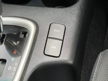 https://dvg-vehicle-assets.s3.amazonaws.com/V004028/e5hd86cylnykvobi4es6dzi69.jpg
