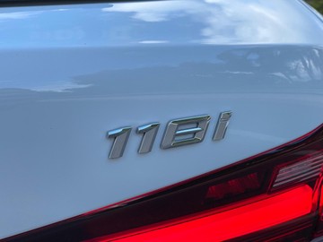 https://dvg-vehicle-assets.s3.amazonaws.com/V004062/a67qzs9q0ye5et12elihit7mc.jpg