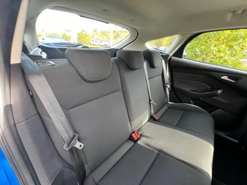 https://dvg-vehicle-assets.s3.amazonaws.com/V004150/bmz5hdvz2grpzr9lc73fwi0pn.jpg