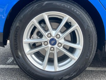 https://dvg-vehicle-assets.s3.amazonaws.com/V004150/cpotqh1ardq42pna9kimf4ev9.jpg