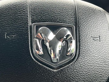 https://dvg-vehicle-assets.s3.amazonaws.com/V004210/2gjrqyx5chy2wvnd0ml9jlyqx.jpg