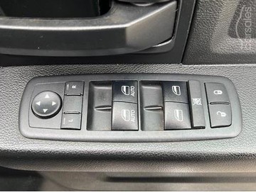 https://dvg-vehicle-assets.s3.amazonaws.com/V004210/4204yuwzy9tu0c2y0c5unr0r7.jpg