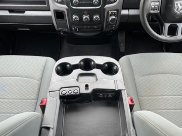https://dvg-vehicle-assets.s3.amazonaws.com/V004210/56fdfuz0f06av7r2u0mxewufm.jpg