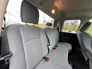 https://dvg-vehicle-assets.s3.amazonaws.com/V004210/6hp1s9yedspthkvxb1zd1cz2w.jpg