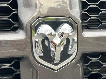 https://dvg-vehicle-assets.s3.amazonaws.com/V004210/vu25t07dhxuovm6zgsek7h3g.jpg