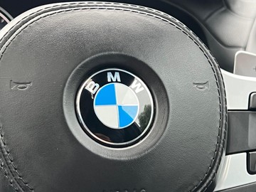 https://dvg-vehicle-assets.s3.amazonaws.com/V004222/ddvy3ydu9poo60fbo0ozgx2op.jpg