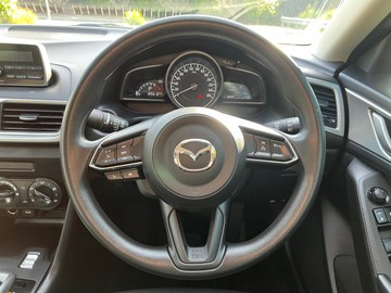 https://dvg-vehicle-assets.s3.amazonaws.com/V004223/1wtf7y18uc97yey8z1d3e10ku.jpg