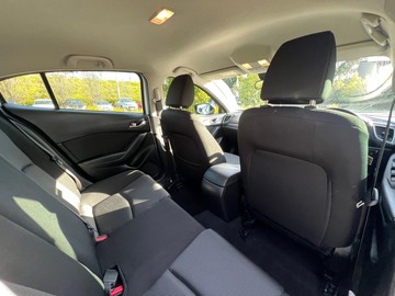 https://dvg-vehicle-assets.s3.amazonaws.com/V004223/3lvmn3r9wi2r1nn3q90w4i6j3.jpg
